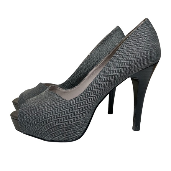 Nine West Canya Ultra High 4.5” Heels - Picture 2 of 5